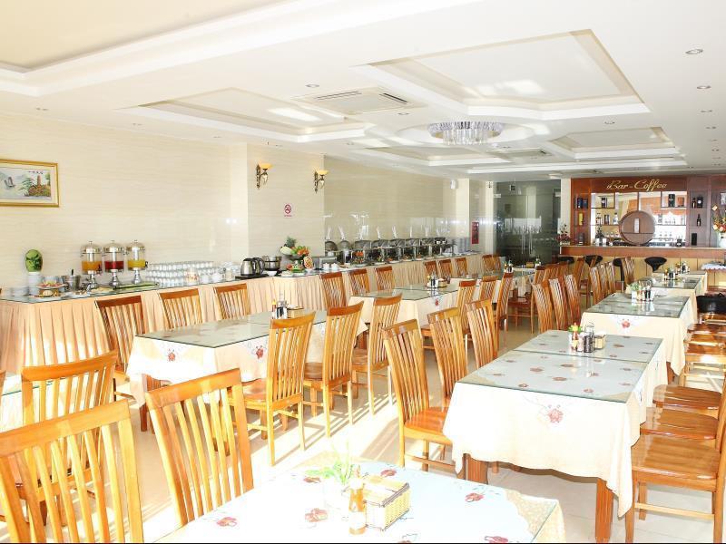 Corvin Hotel Vung Tau Buitenkant foto